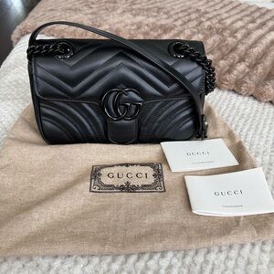*SOLD* Gucci GG Marmont small shoulder bag